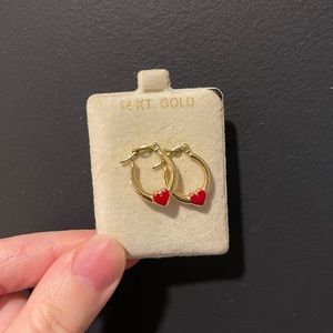 14kt gold heart earrings NEW
